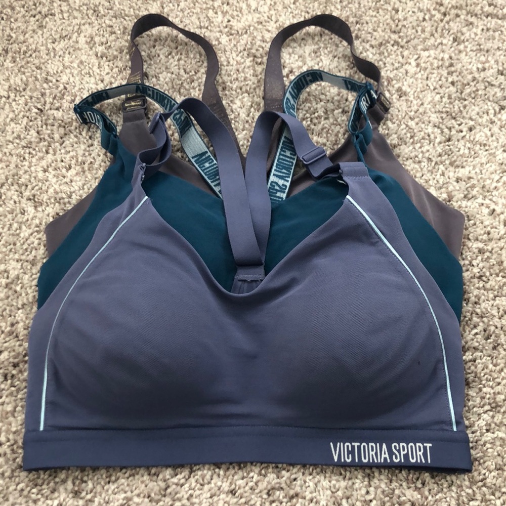 Victories sport bras size 32C bundle (3 bras)